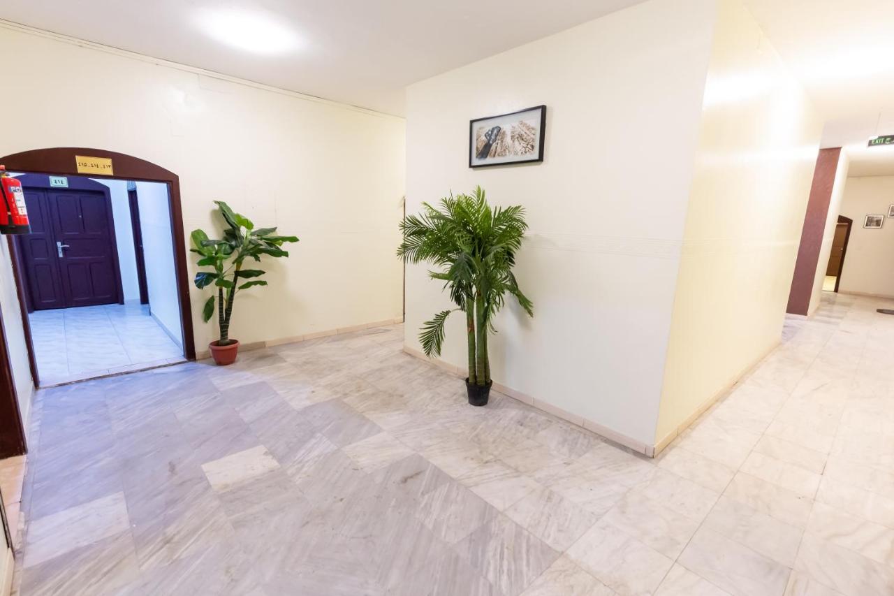 العييري للوحدات السكنية المفروشة الباحة 2 Al Baha Buitenkant foto