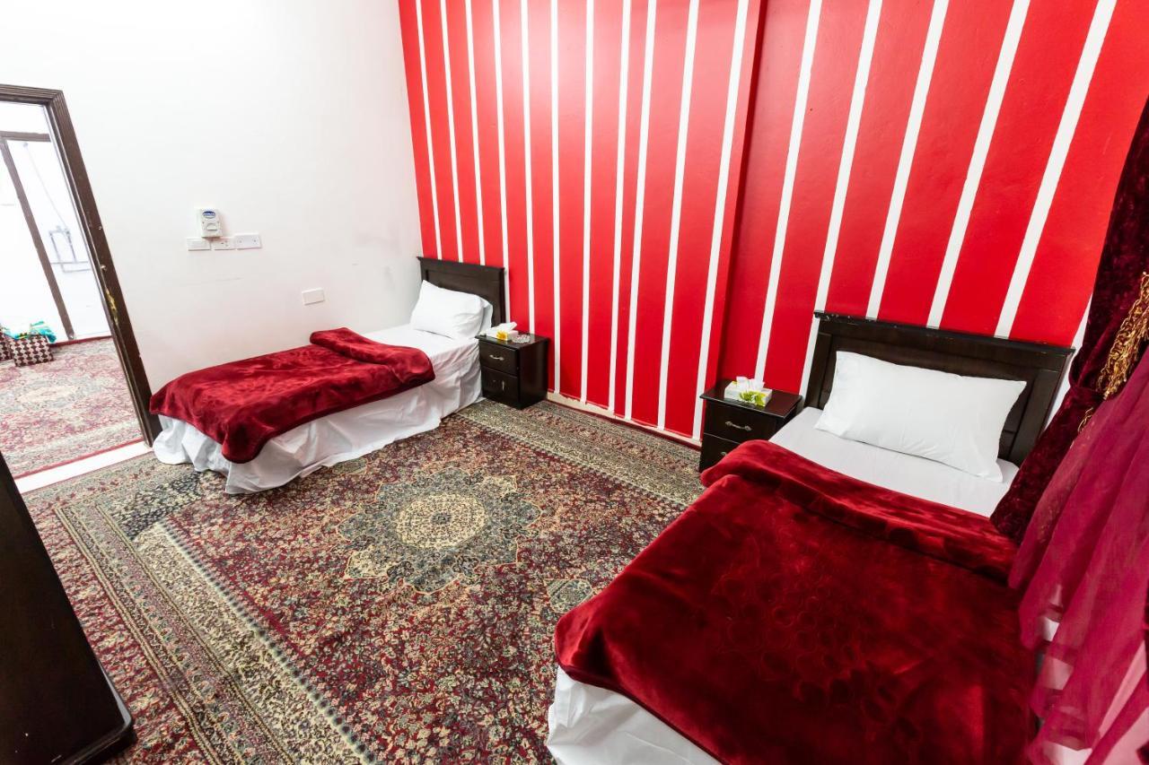 العييري للوحدات السكنية المفروشة الباحة 2 Al Baha Buitenkant foto