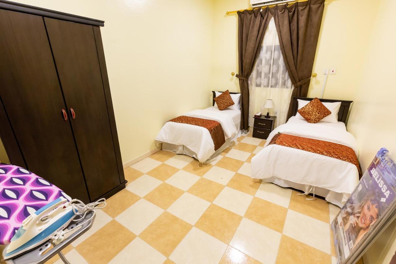 العييري للوحدات السكنية المفروشة الباحة 2 Al Baha Buitenkant foto
