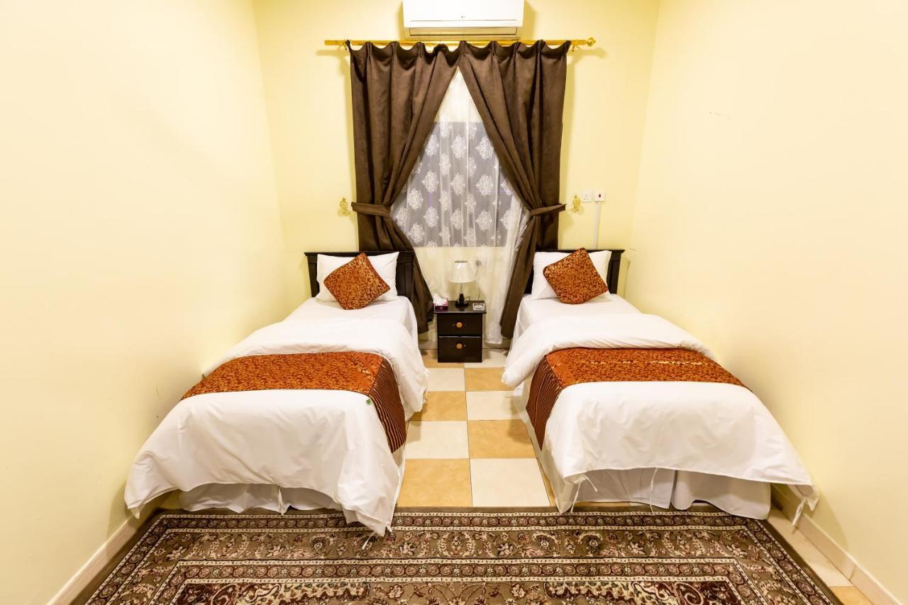 العييري للوحدات السكنية المفروشة الباحة 2 Al Baha Buitenkant foto